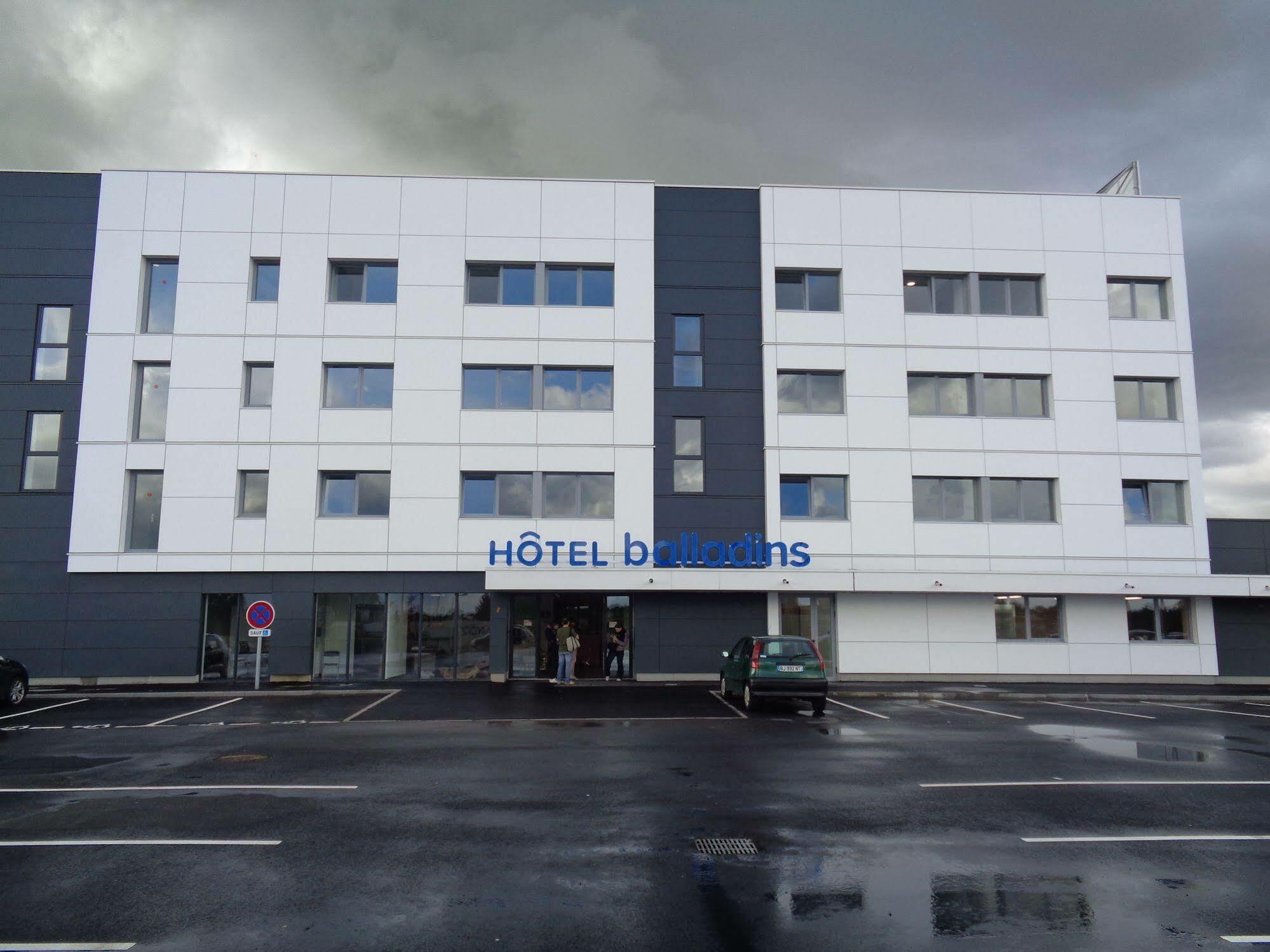 The Originals City, Hotel Caen Memorial Exterior photo